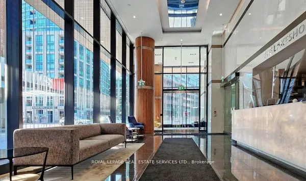 19 Bathurst ST #1106, Toronto C01, ON M5V 0N2