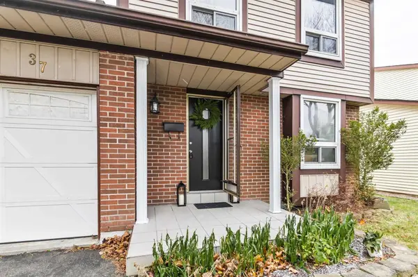 37 Banner CRES, Ajax, ON L1S 3S8