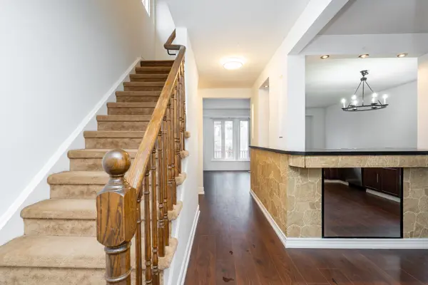 37 Banner CRES, Ajax, ON L1S 3S8