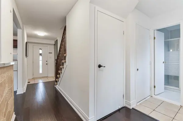 37 Banner CRES, Ajax, ON L1S 3S8