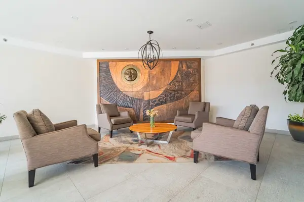 120 Dundalk DR #1510, Toronto E04, ON M1P 4V9