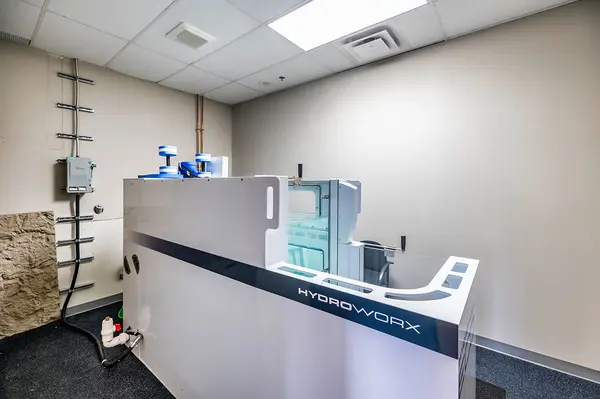 274 Mackenzie AVE #300, Ajax, ON L1S 2E9