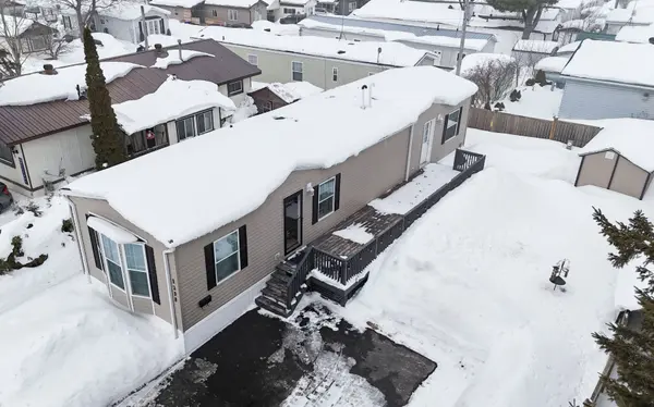 1298 Hilltop RD, Severn, ON L3V 0V1