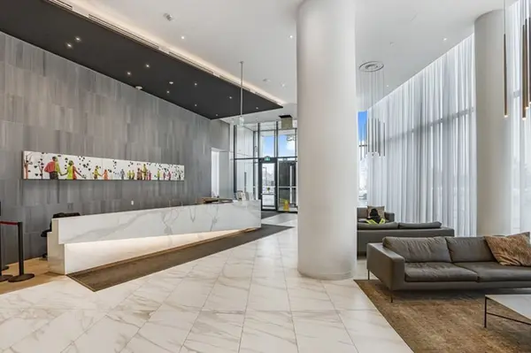 3883 Quartz RD #1808, Mississauga, ON L5B 0M4