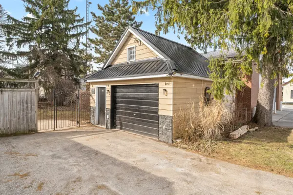 80 Nelson ST, Bluewater, ON N0M 1X0