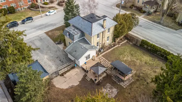 80 Nelson ST, Bluewater, ON N0M 1X0