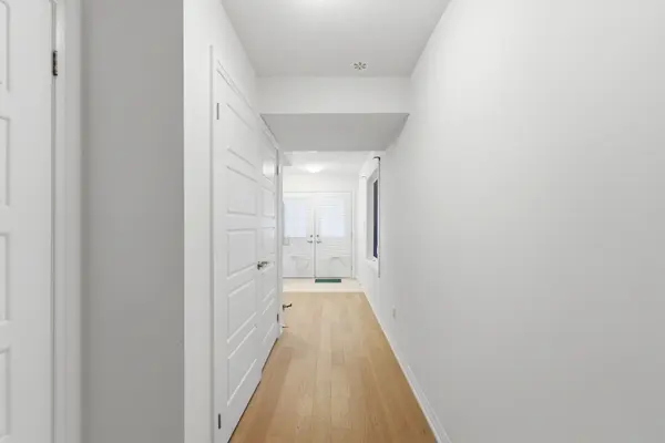 5 Norwich CRES, Haldimand, ON N3W 0J4