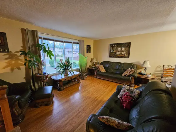 197 King ST, Greater Napanee, ON K7R 1B8