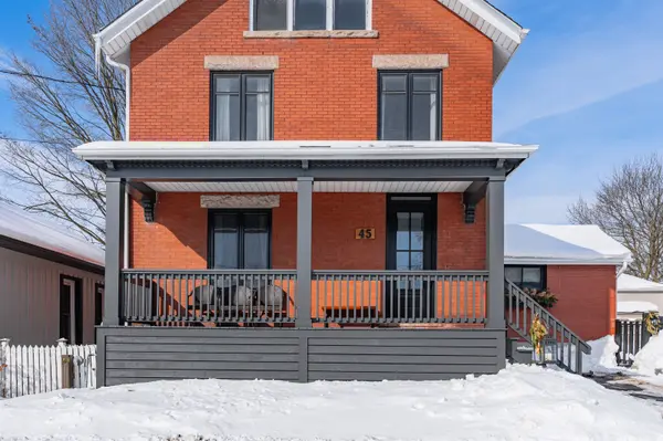 45 Green ST, Guelph, ON N1H 2H2