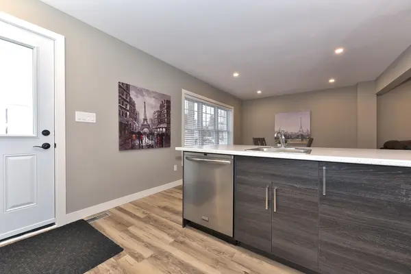 224 Rathowen ST, London North, ON N6H 2G2