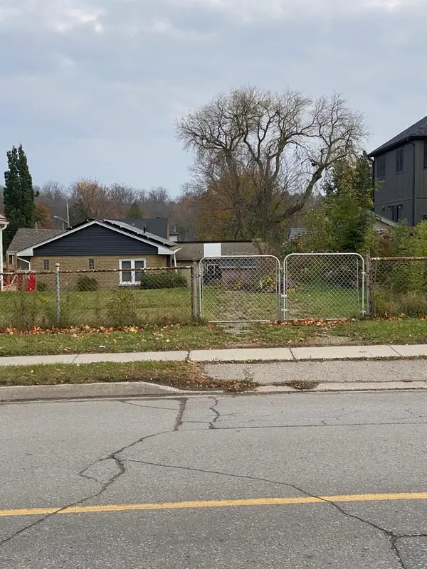 449 York RD, Guelph, ON N1E 5X8