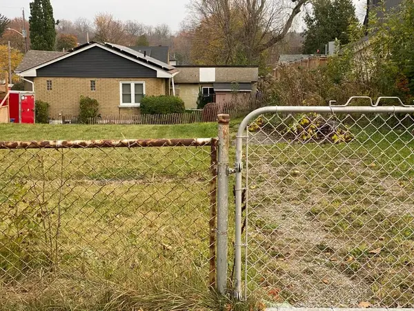 449 York RD, Guelph, ON N1E 5X8