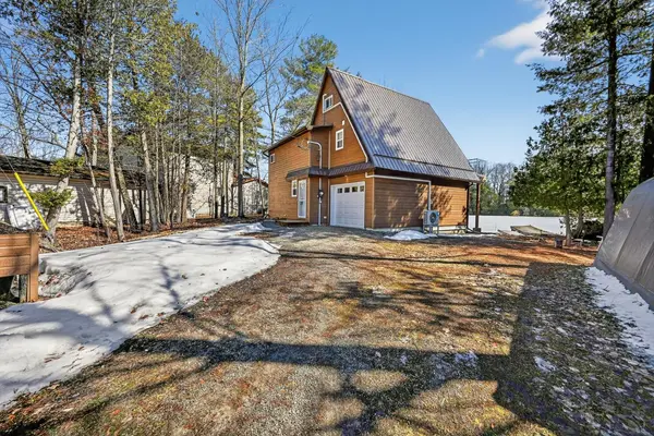 304 Hay Bay LN, Leeds And The Thousand Islands, ON K0E 1L0