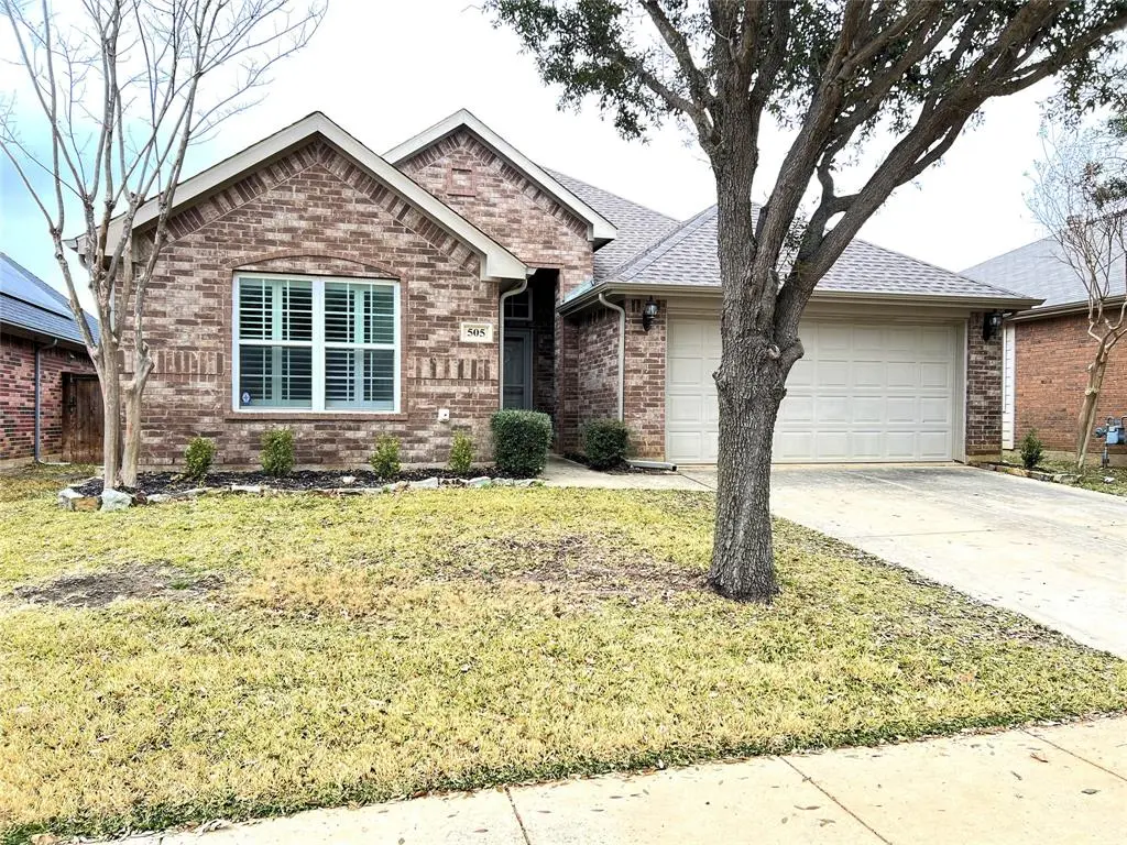 505 Maverick Drive, Lake Dallas, TX 75065