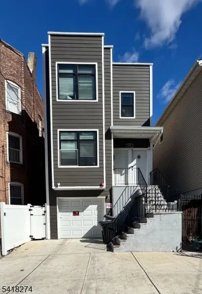 279 12Th Ave #2, Paterson City, NJ 07514