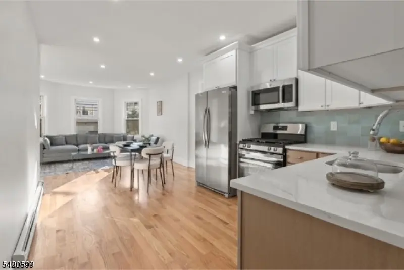 180 N 12Th St, Newark City, NJ 07107