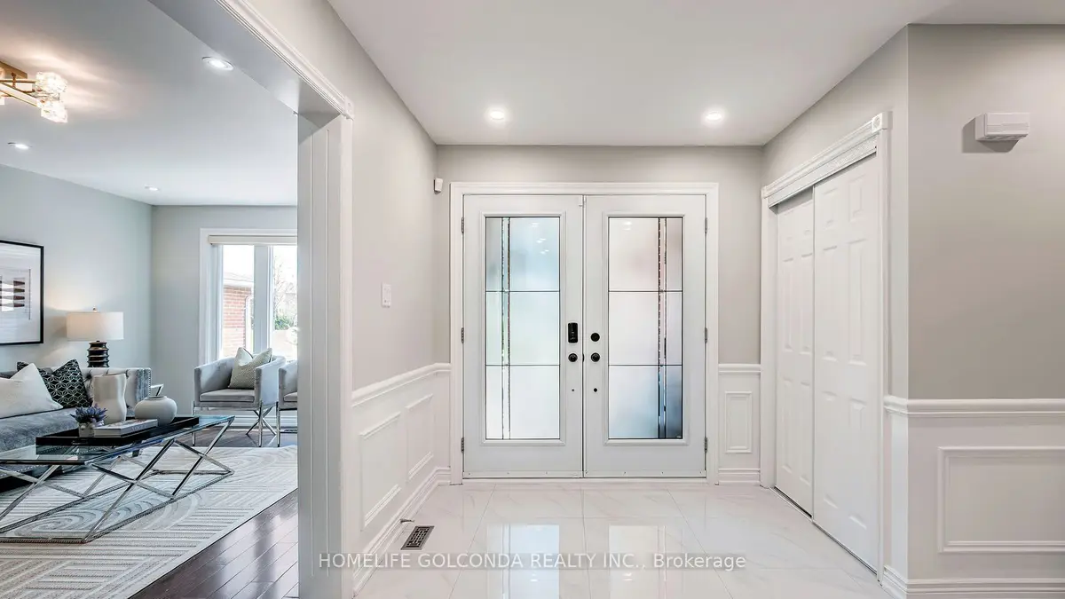 310 Airdrie DR, Vaughan, ON L4L 3B9