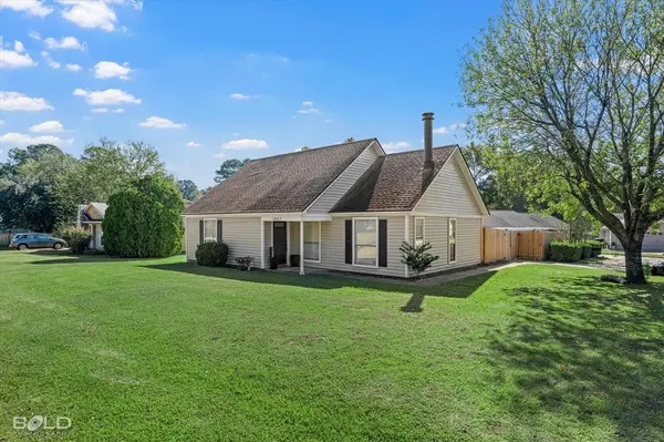 3407 Hickory Ridge Road, Shreveport, LA 71108