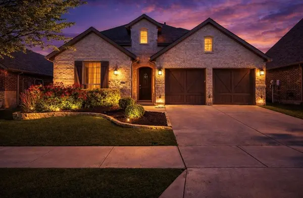 863 Forest Street, Little Elm, TX 76227