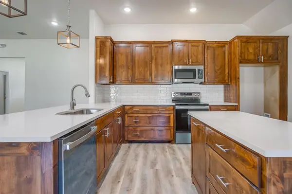 130 Abbott Avenue, Covington, TX 76636