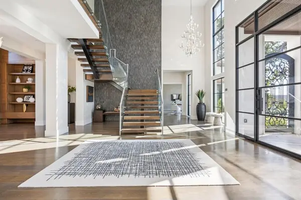 1609 Meandering Way Drive, Westlake, TX 76262