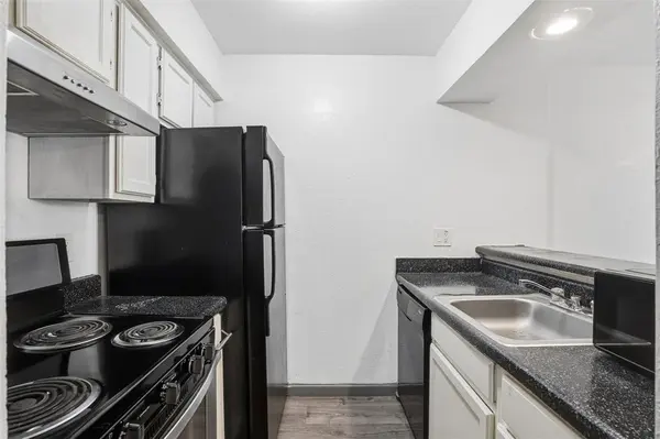 9520 Royal Lane #207, Dallas, TX 75243