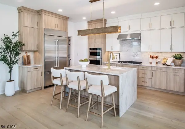 63 Rasboro Rd, Randolph Twp., NJ 07869