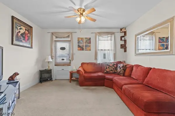 72 Lewis St, Phillipsburg Town, NJ 08865