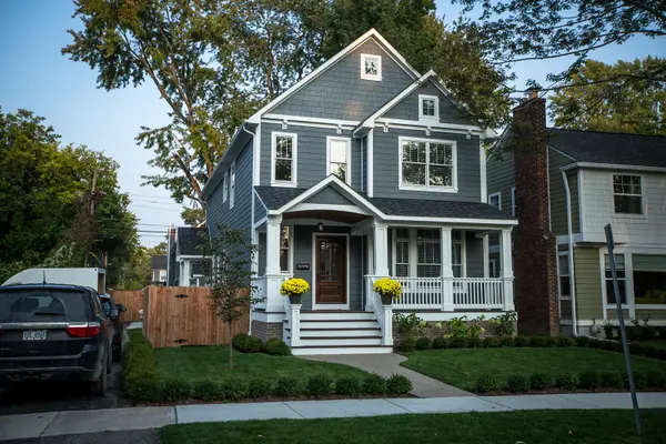 819 Irving AVE, Royal Oak City, MI 48067