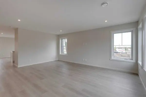 14689 1 ST NE, Calgary, AB T4B3P6