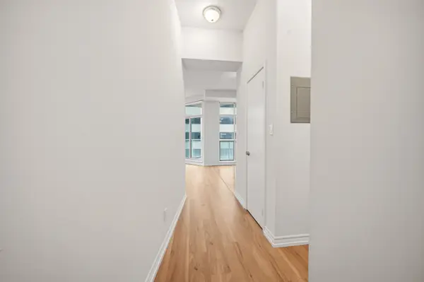 410 Queens Quay W #312, Toronto C01, ON M5V 3T1