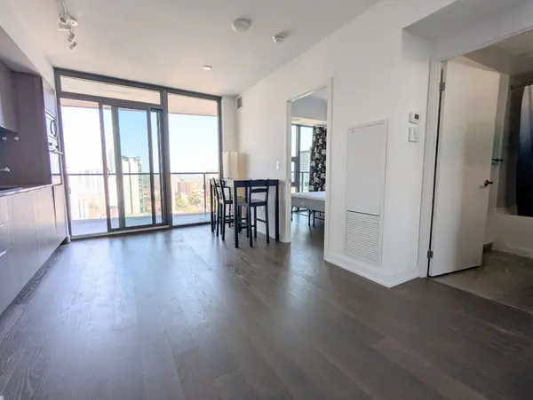 11 Wellesley ST W #2313, Toronto C01, ON M4Y 0G4