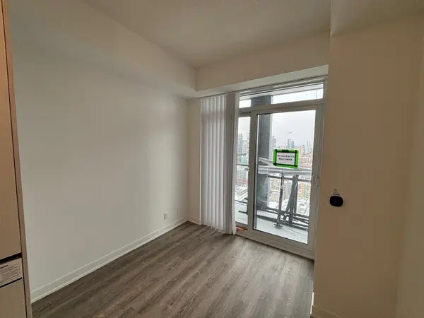 180 Front ST E #3302, Toronto C08, ON M5A 0K9