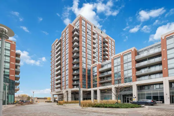 31 Tippett RD #332, Toronto C06, ON M3H 0C8