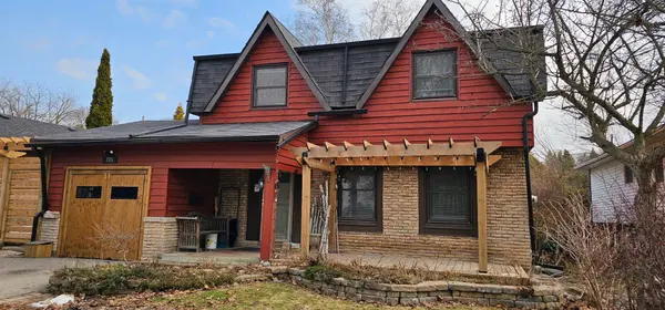 205 Keewatin ST, Oshawa, ON L1H 6Z5