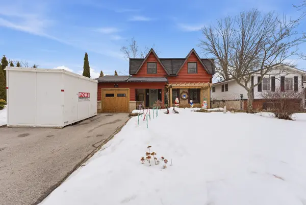 205 Keewatin ST, Oshawa, ON L1H 6Z5