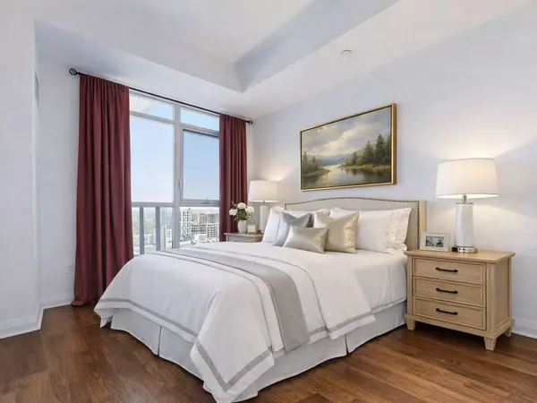 55 Oneida CRES #1807, Richmond Hill, ON L4B 0E8