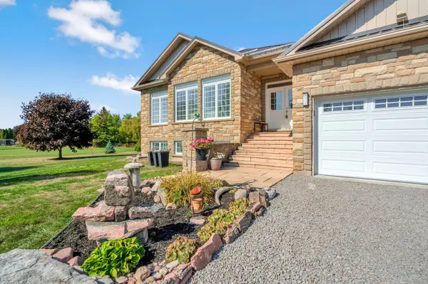 2884 Sunnydale LN, Ramara, ON L0K 1B0