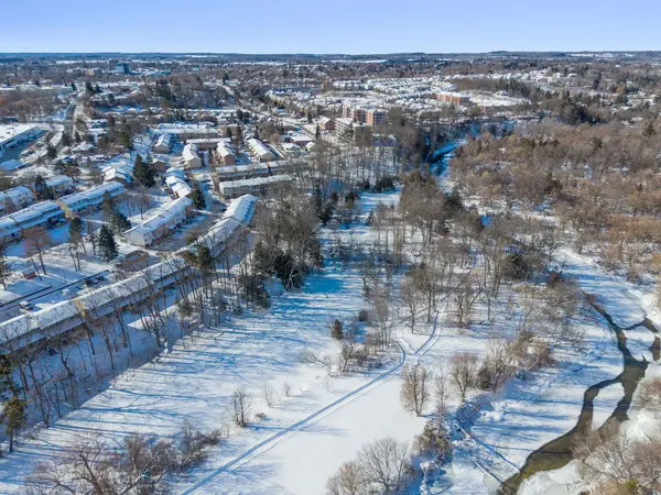 51 Lynden CIR, Halton Hills, ON L7G 4Y7