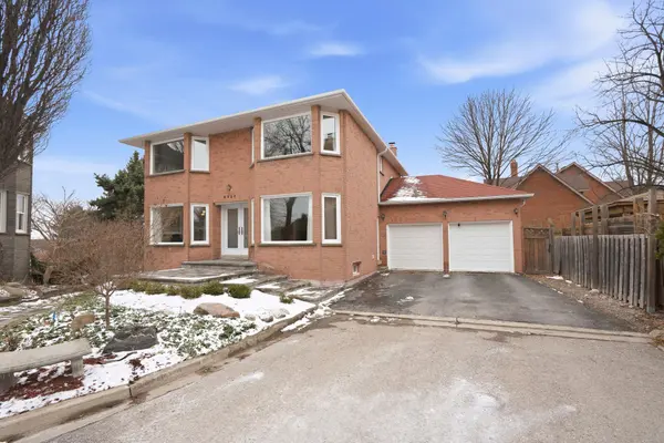 6525 Snow Goose LN, Mississauga, ON L5N 5H2