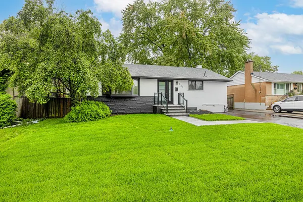 222 Hammersmith CT #Basement, Burlington, ON L7L 4N7