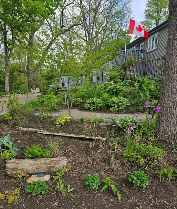 1856 & 1860 Longwoods RD, Southwest Middlesex, ON N0L 2N0