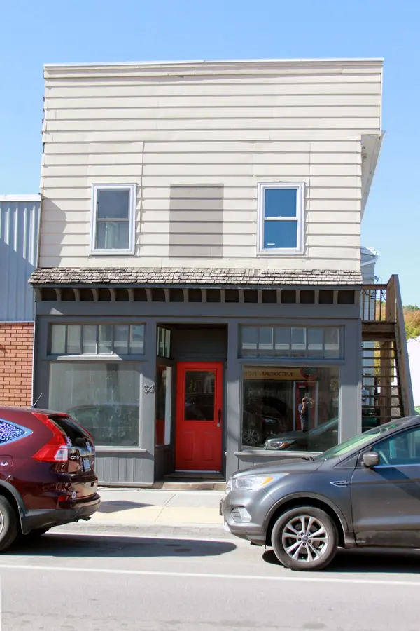 34 Hastings ST N, Bancroft, ON K0L 1C0