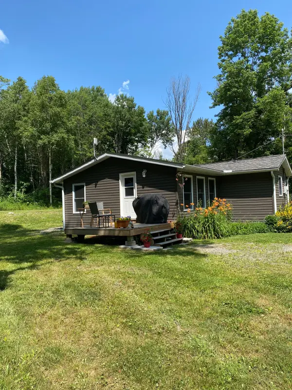 1627 Old Donald RD, Dysart Et Al, ON K0M 1S0