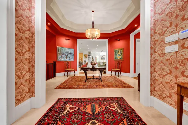 585 Regal PL, Waterloo, ON N2V 2G3