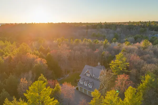 1656 MUSKOKA BEACH RD, Bracebridge, ON P1P 1R1