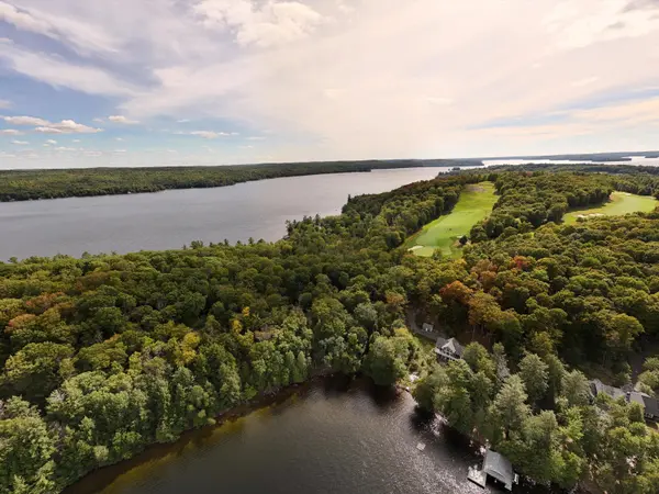 300 Bigwin IS, Lake Of Bays, ON P0B 1A0