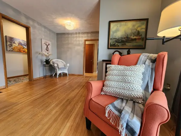 142 Manor DR, Brockville, ON K6V 3E6