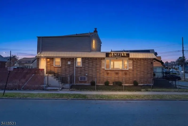 202 22Nd Ave, Paterson City, NJ 07513