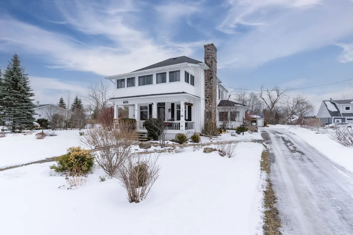48 Dunn ST, Kawartha Lakes, ON K0M 1A0